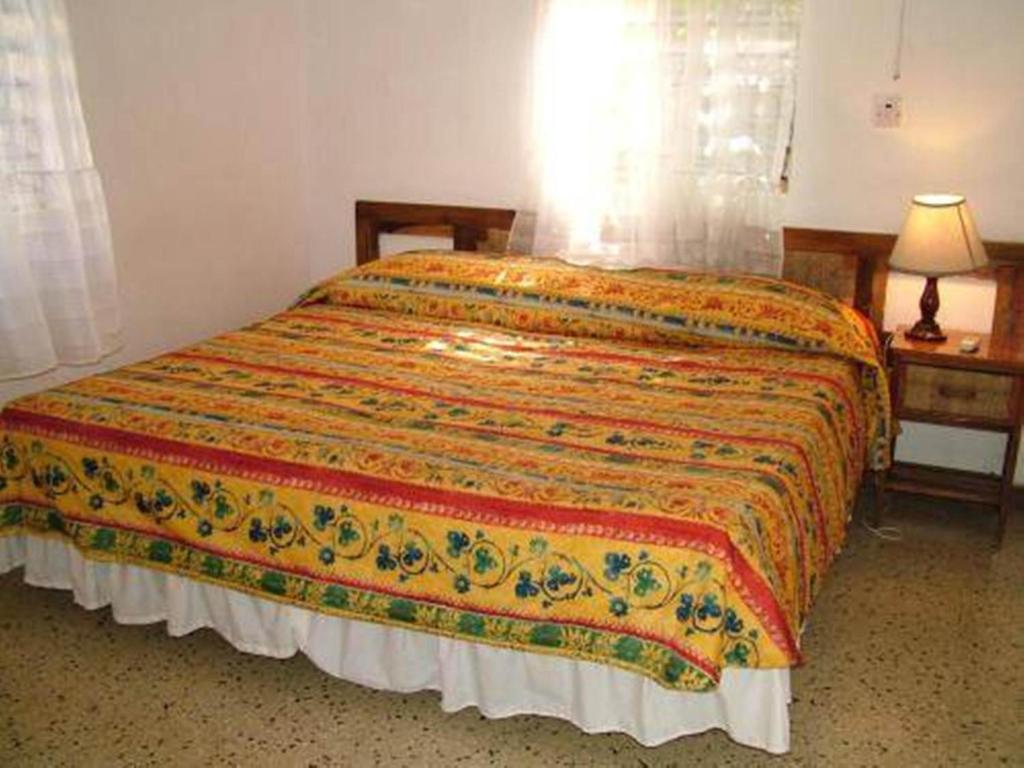 Sunflower Resort & Villas Runaway Bay Esterno foto
